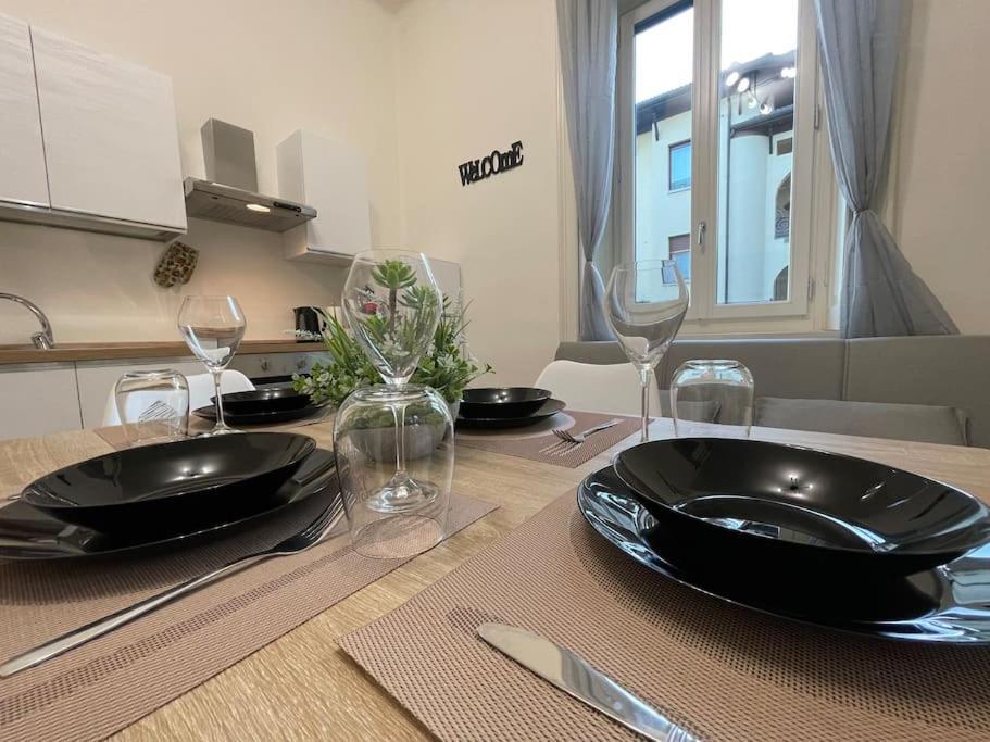 Bg Central President Suite Con Parcheggio - Vista Citta Alta Бергамо Екстериор снимка