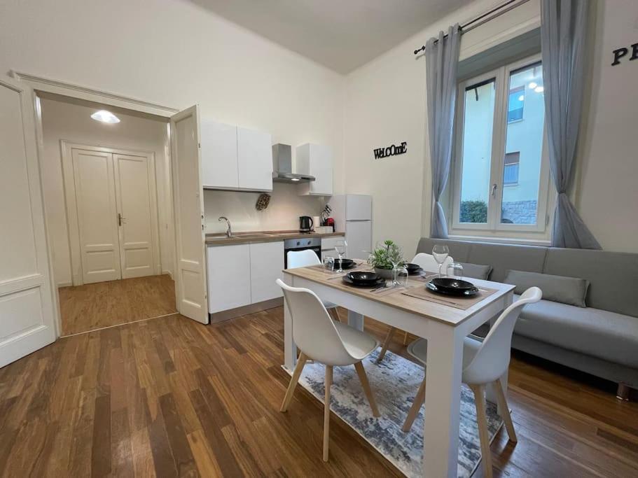 Bg Central President Suite Con Parcheggio - Vista Citta Alta Бергамо Екстериор снимка
