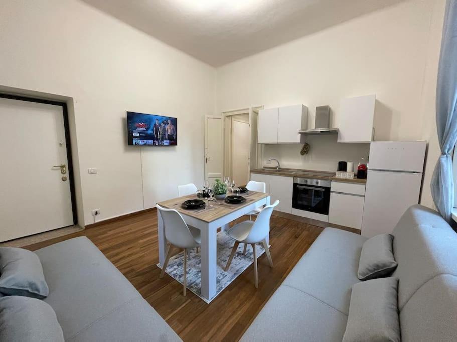 Bg Central President Suite Con Parcheggio - Vista Citta Alta Бергамо Екстериор снимка