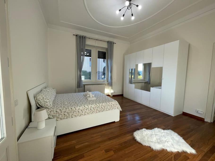 Bg Central President Suite Con Parcheggio - Vista Citta Alta Бергамо Екстериор снимка