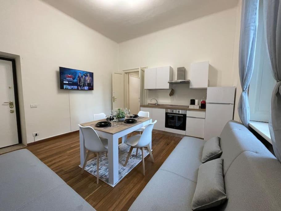 Bg Central President Suite Con Parcheggio - Vista Citta Alta Бергамо Екстериор снимка