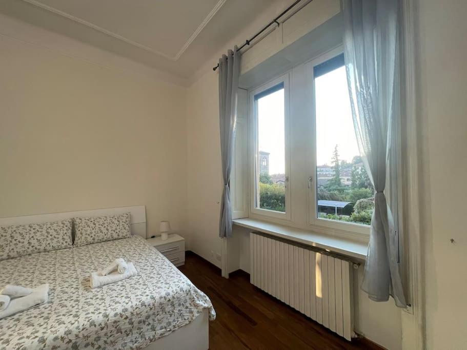 Bg Central President Suite Con Parcheggio - Vista Citta Alta Бергамо Екстериор снимка