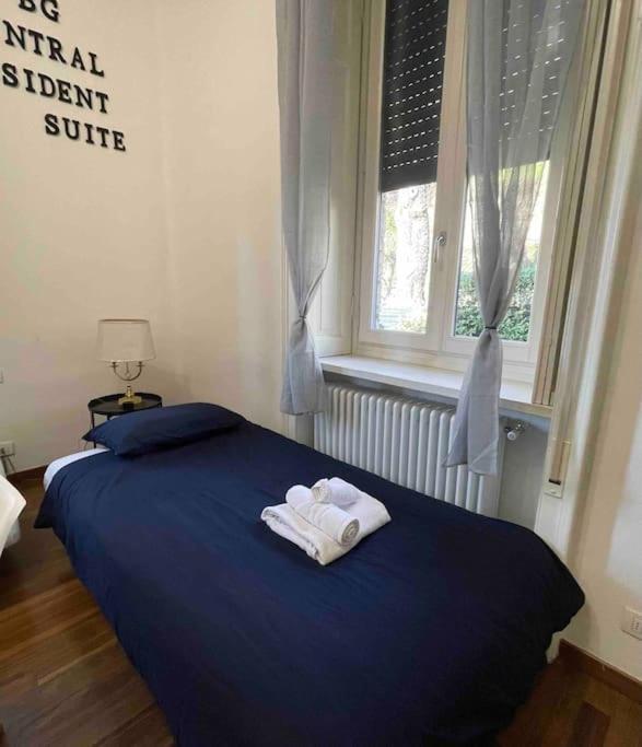 Bg Central President Suite Con Parcheggio - Vista Citta Alta Бергамо Екстериор снимка