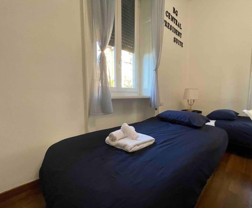 Bg Central President Suite Con Parcheggio - Vista Citta Alta Бергамо Екстериор снимка