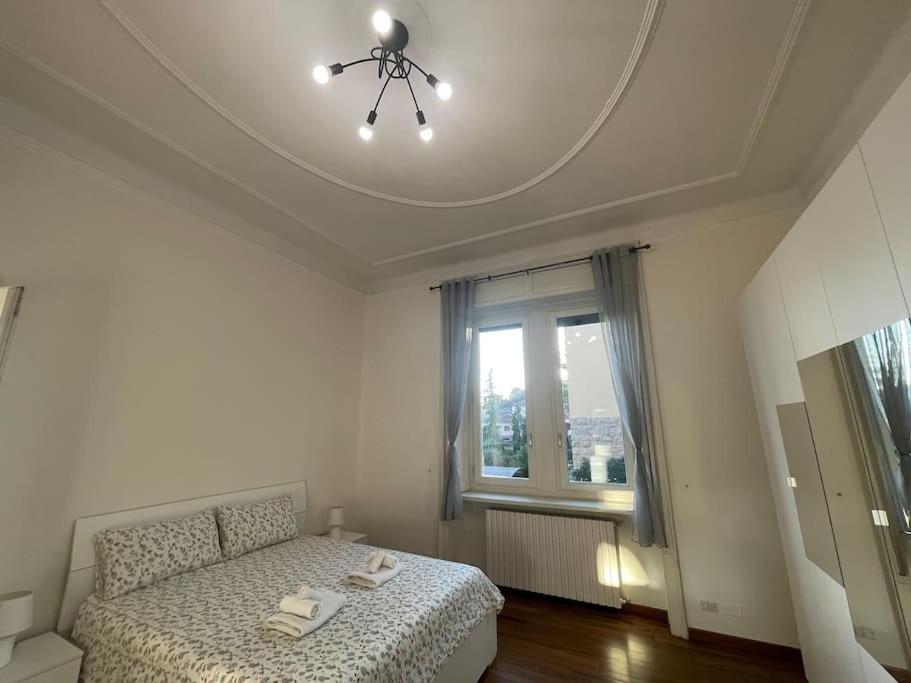 Bg Central President Suite Con Parcheggio - Vista Citta Alta Бергамо Екстериор снимка