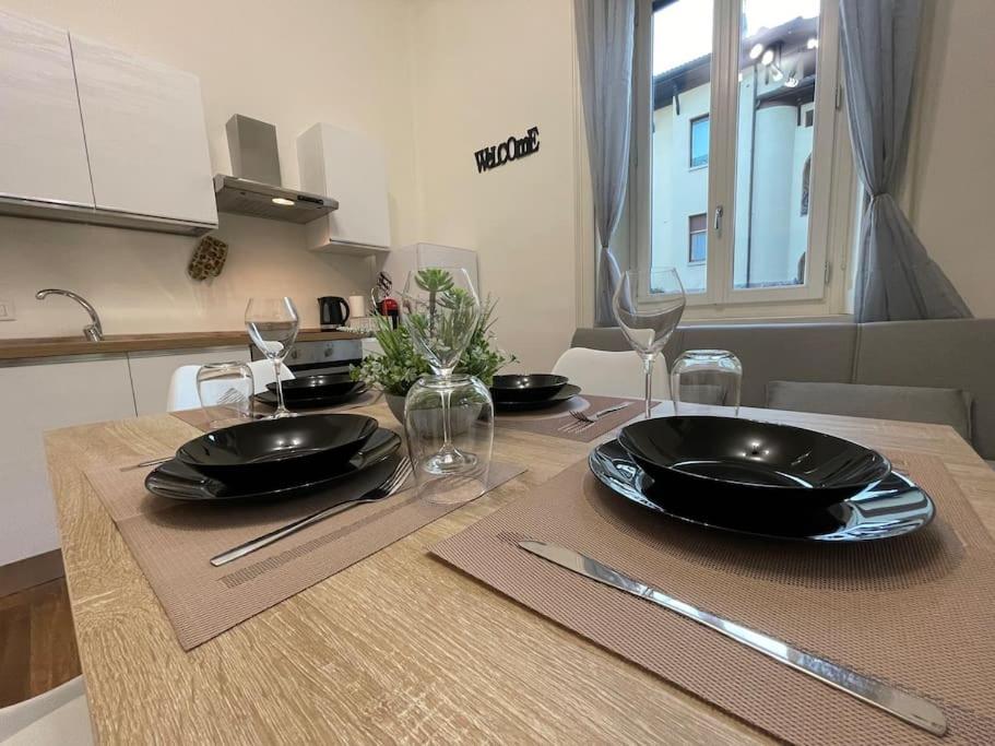 Bg Central President Suite Con Parcheggio - Vista Citta Alta Бергамо Екстериор снимка