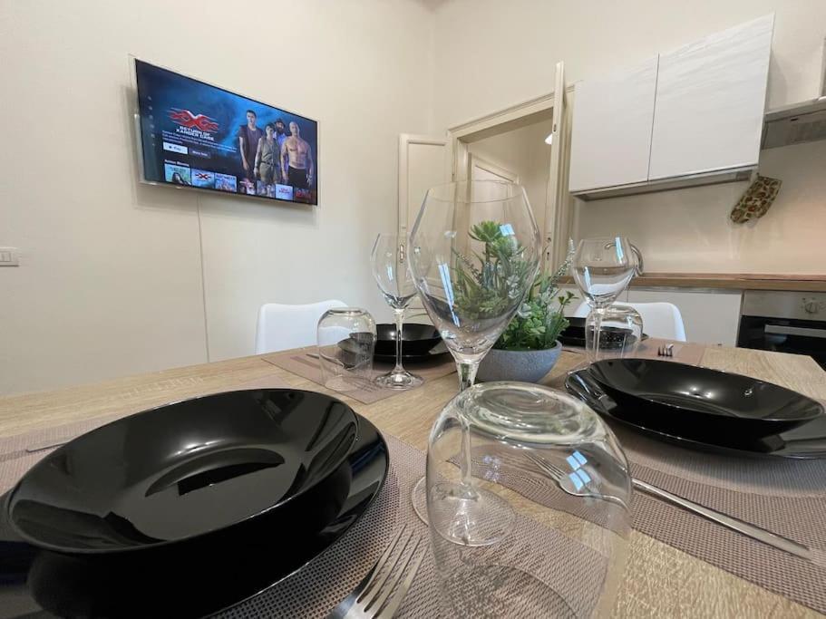 Bg Central President Suite Con Parcheggio - Vista Citta Alta Бергамо Екстериор снимка